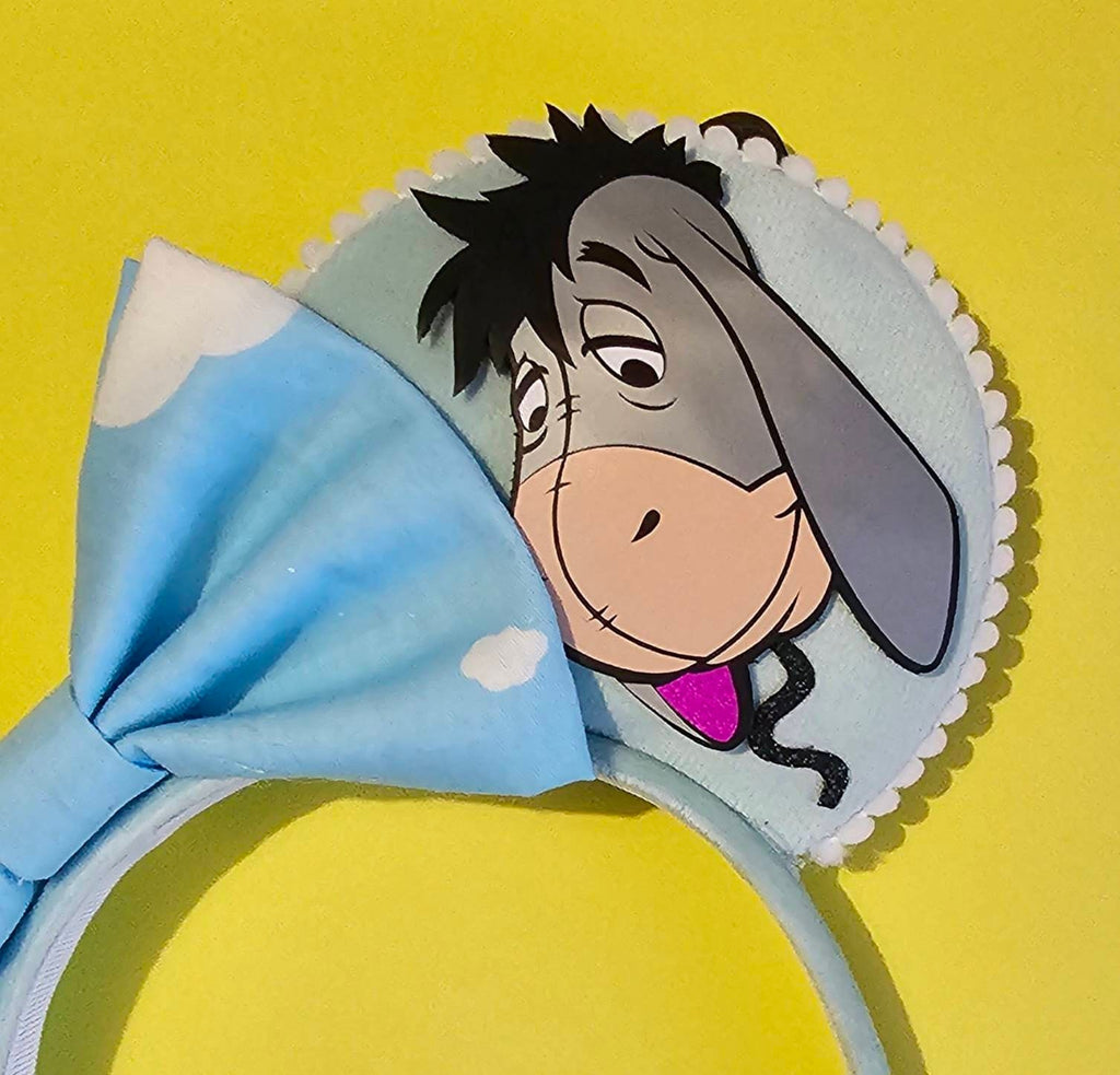 Winnie the pooh balloon ears