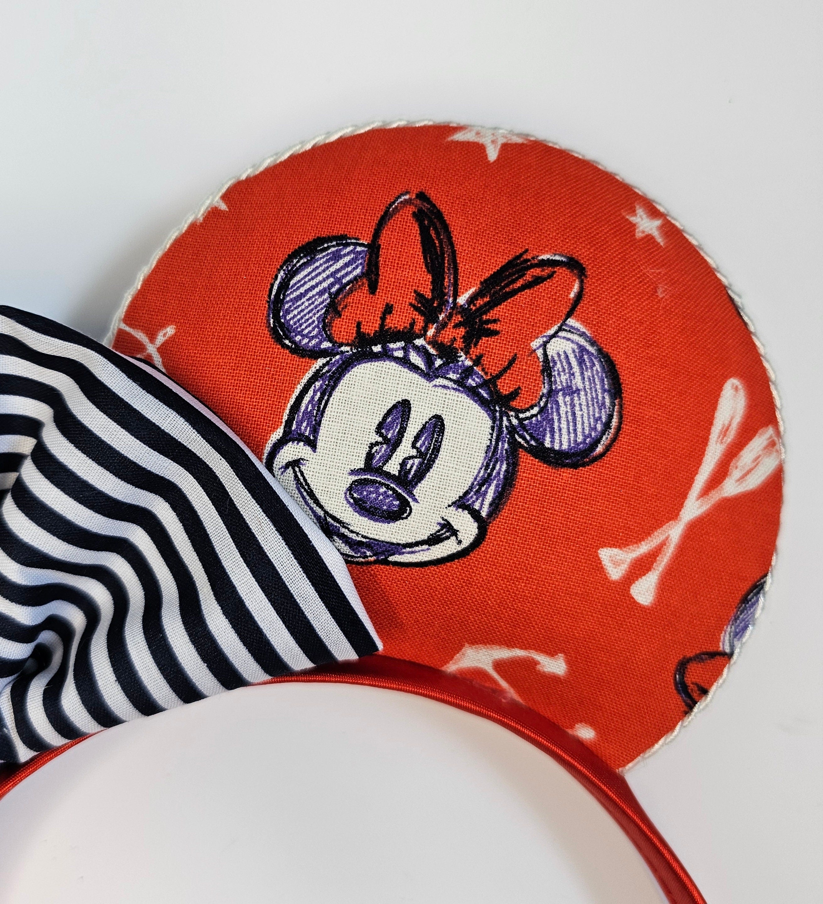 Red cruise print ears