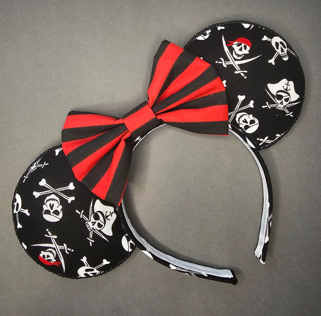 Pirate skull and crossbow - mouse ears headband