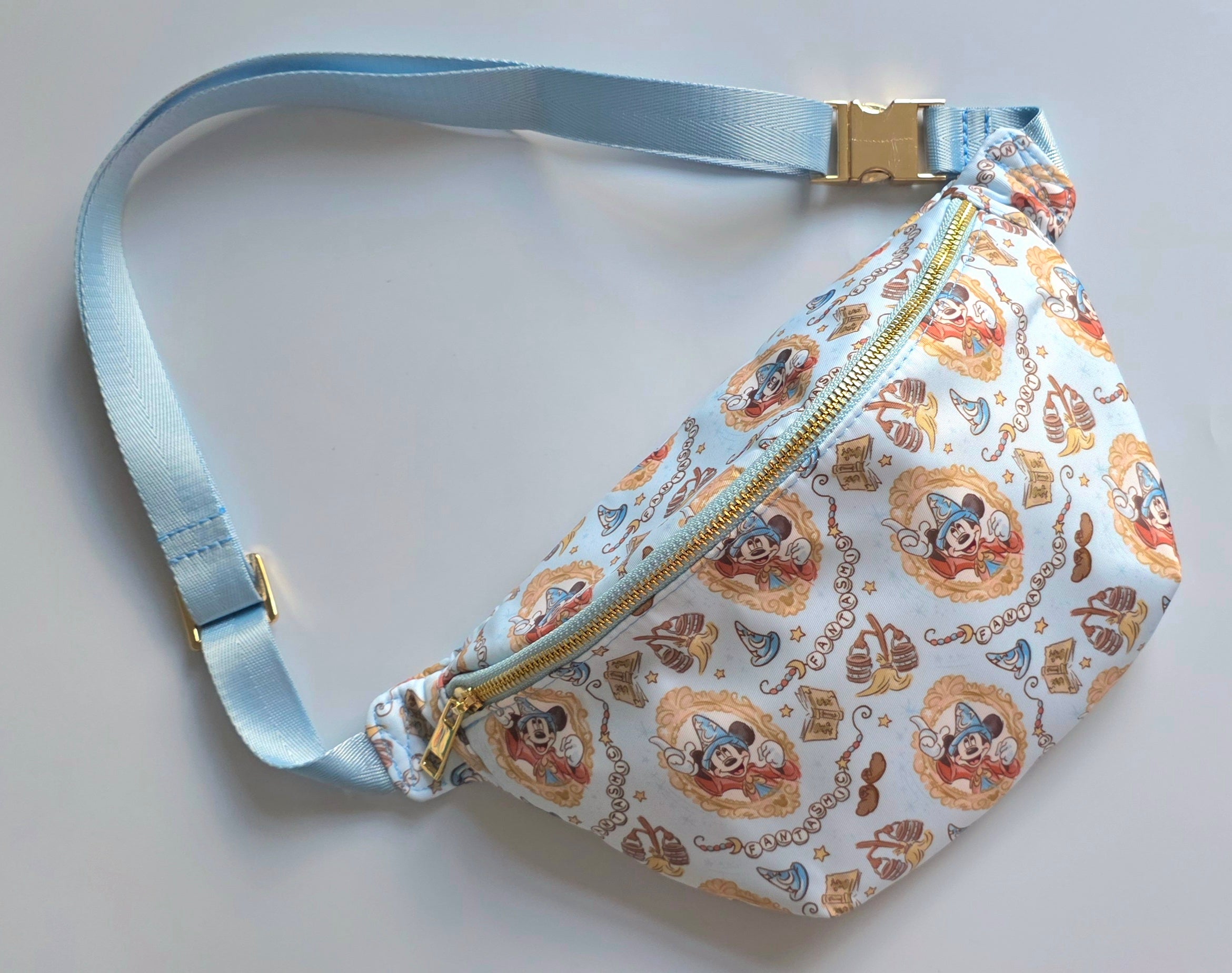 Scorcerer mickey print crossbody bag