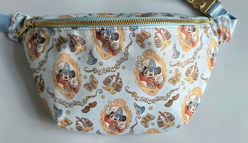 Scorcerer mickey print crossbody bag